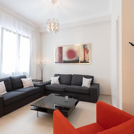 Modern 2-Bedroom Apt, 200M From The Acropolis Athen Eksteriør billede