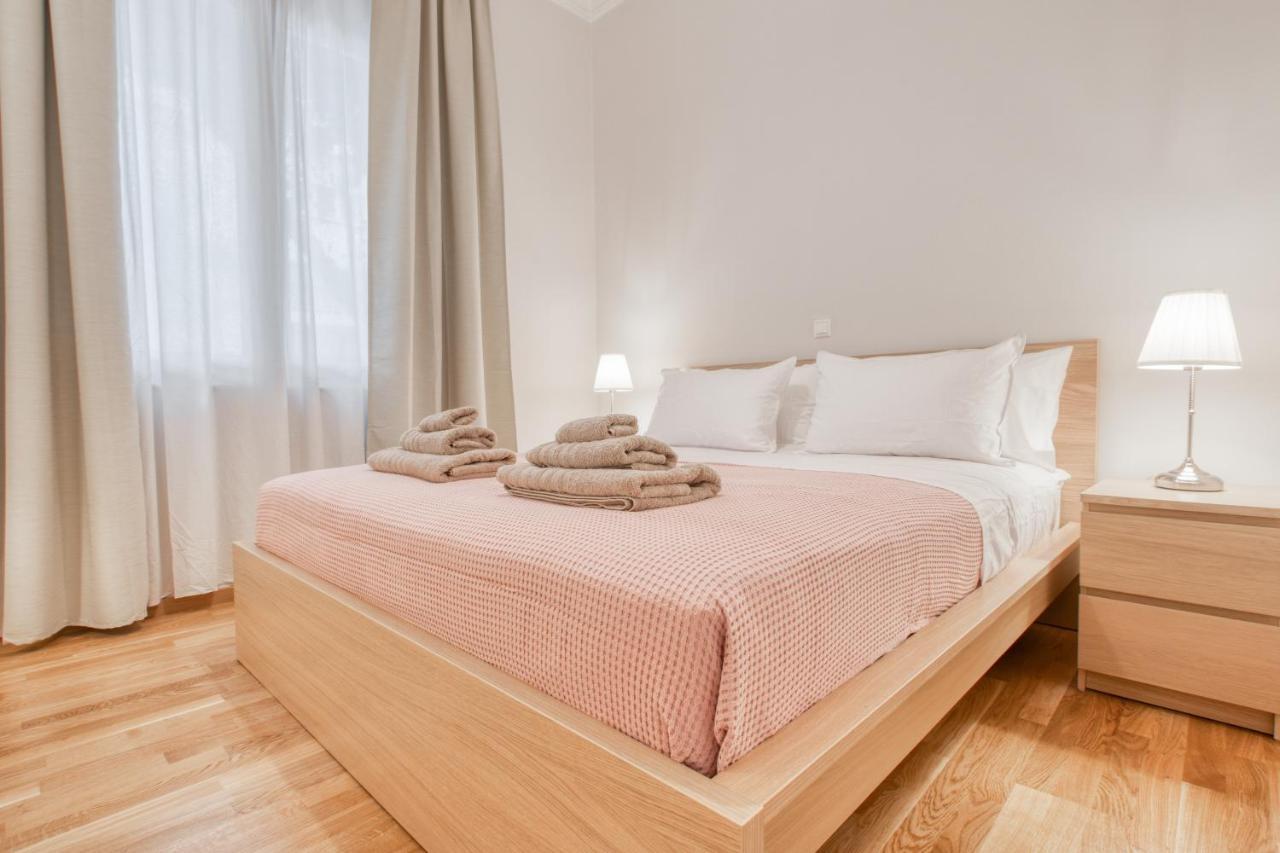 Modern 2-Bedroom Apt, 200M From The Acropolis Athen Eksteriør billede