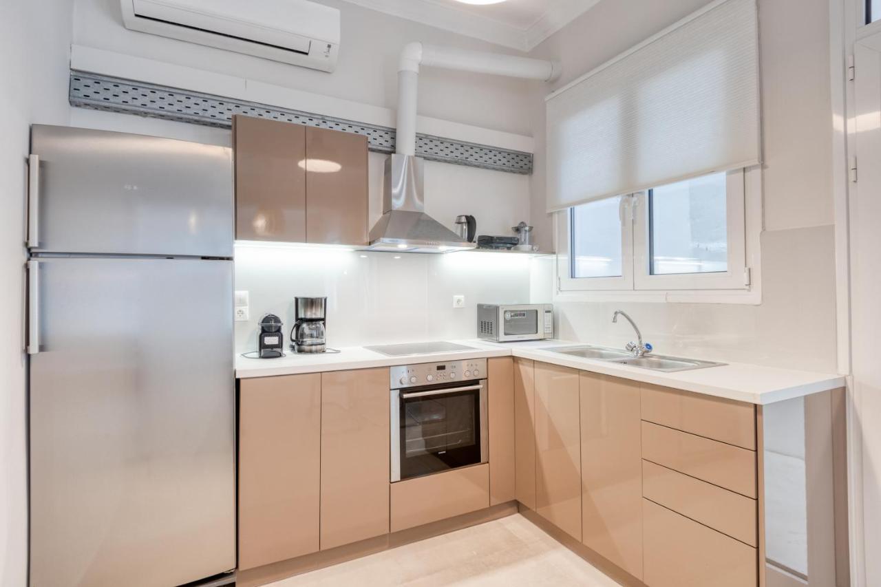 Modern 2-Bedroom Apt, 200M From The Acropolis Athen Eksteriør billede